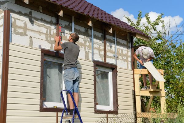 Handyman Siding Repair